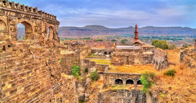 Tour to Daulatabad Fort, Aurangabad Image