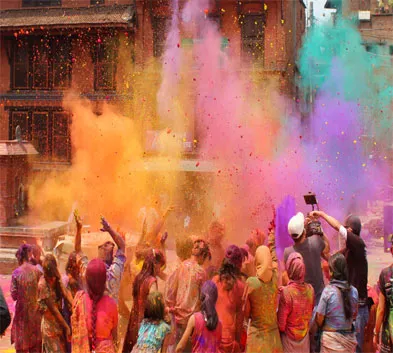 Golden Triangle with Holi in Jaipur