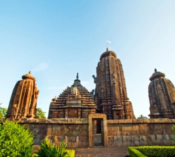 Sacred Temples of Odisha with Kolkata City Tour